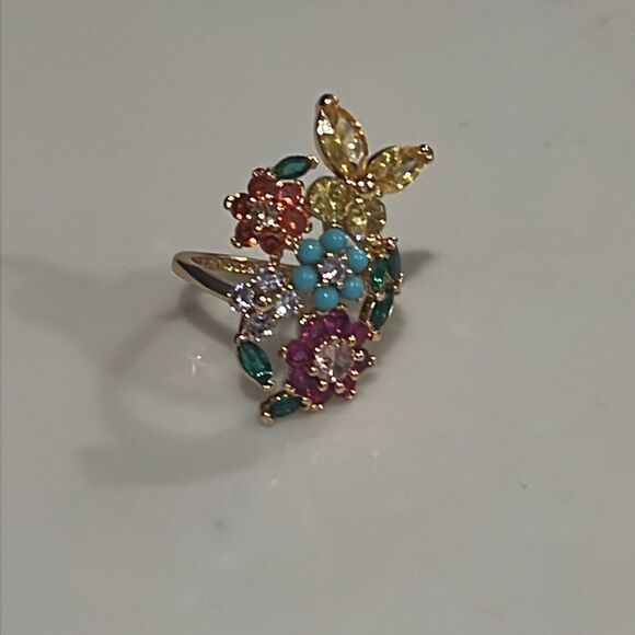 Kate Spade Saturday New Bloom Floral Statement Ring is 18k gold vermeil - Picture 4 of 5